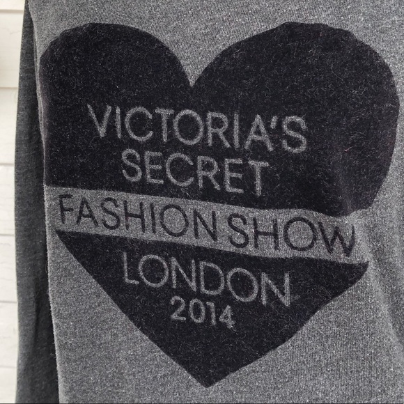 2014 Victorias Secret Fashion Show Crew Sweatshirt - Picture 5 of 5
